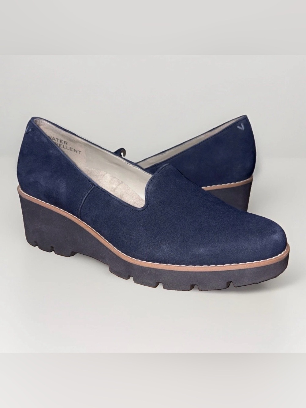 Vionic Women 10 Willa Wedge pump heel shoe Navy blue Suede Waterproof
